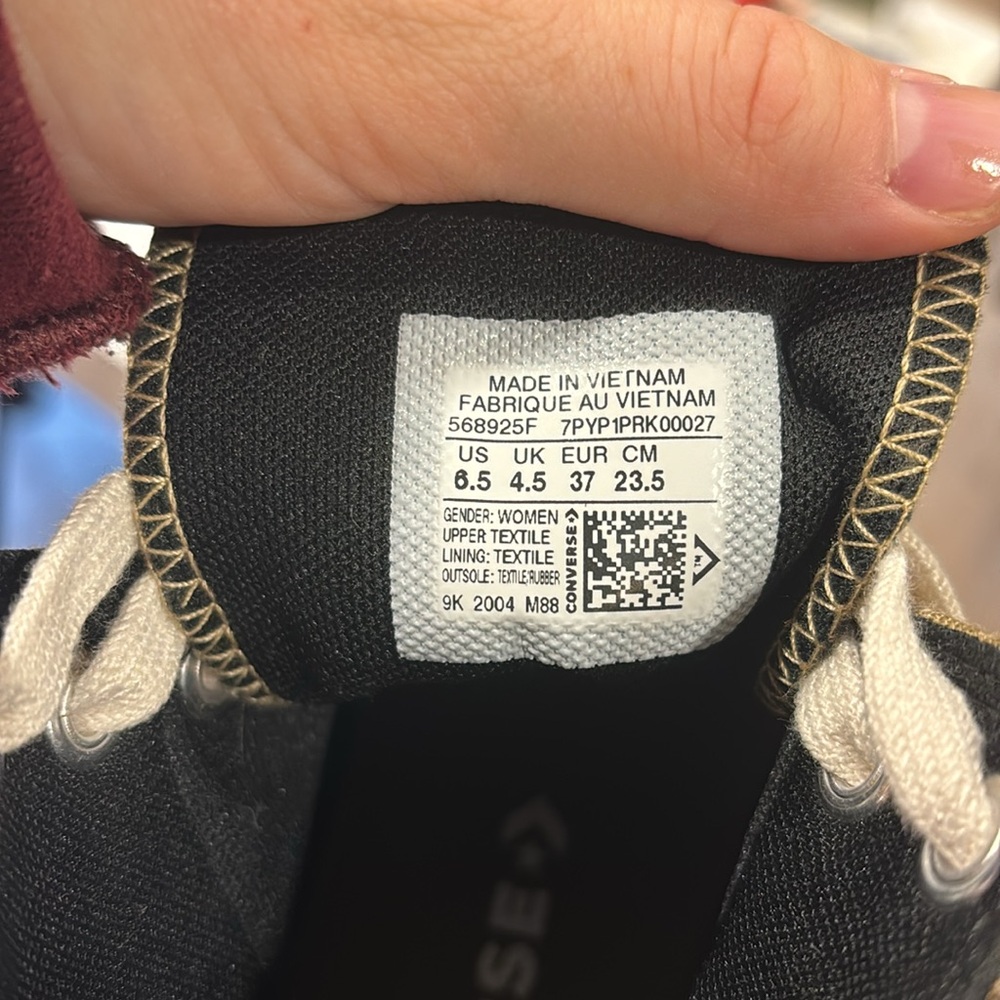 Plaid converse high tops - Picture 4 of 4